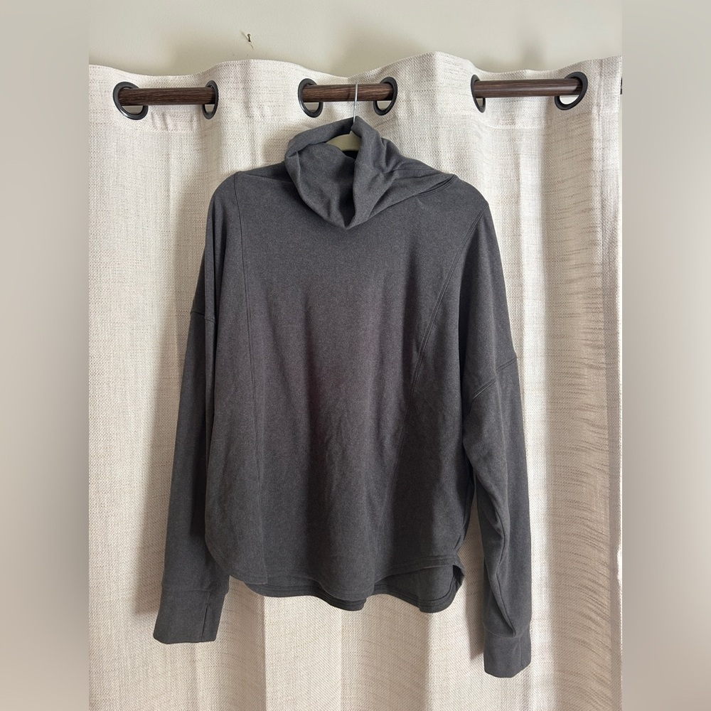 Varley mockneck longsleeve